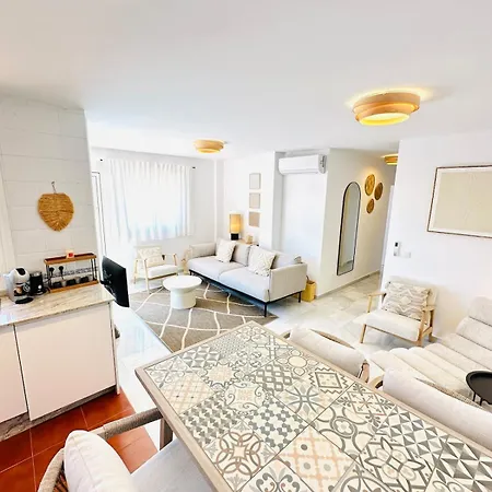 아파트 Beautiful Penthouse With Rooftop & Pool Close To Burriana